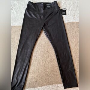 Simply Vera Vera Wang Black Faux Leather Leggings